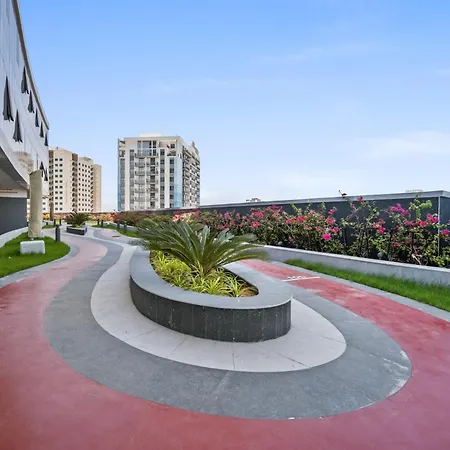 Studio In Dubailand - Bright And Airy Екстер'єр фото